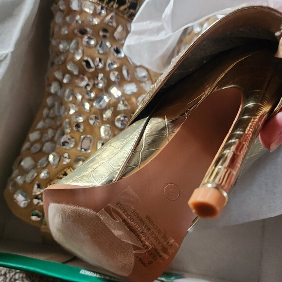 Lauren Lorraine "Hana" Gold Embellished Boots. NIB. Size 6 - Picture 5 of 9